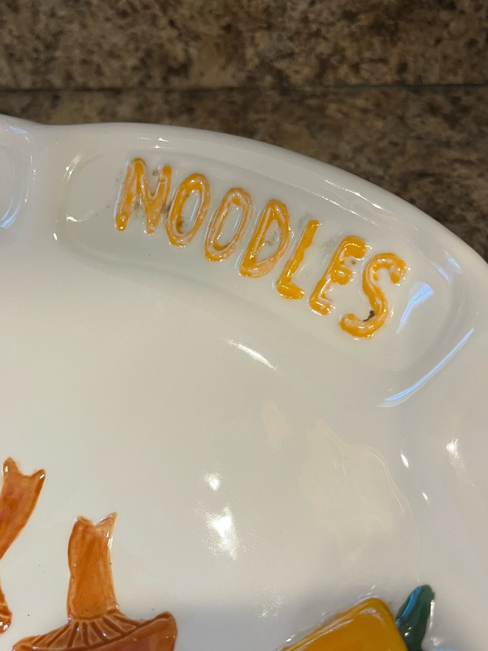 Ceramic Pasta Serving Bowl with Colorful Vegetable Motif Made in Italy 14” - Picture 10 of 12